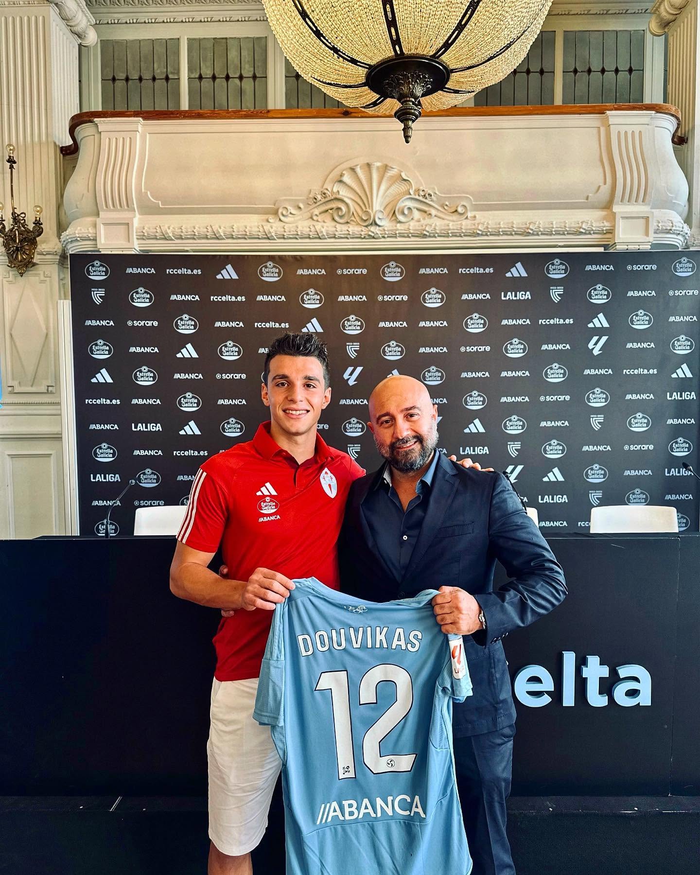 Paschalis Tountouris with Tasos Douvikas at Celta Vigo
