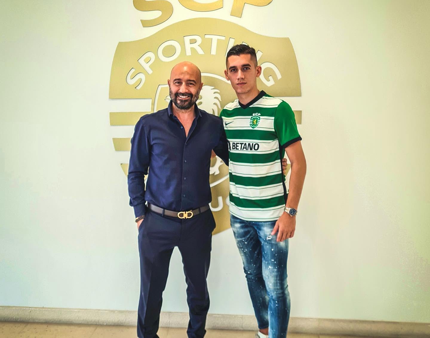 Paschalis Tountouris at a Sporting CP player presentation
