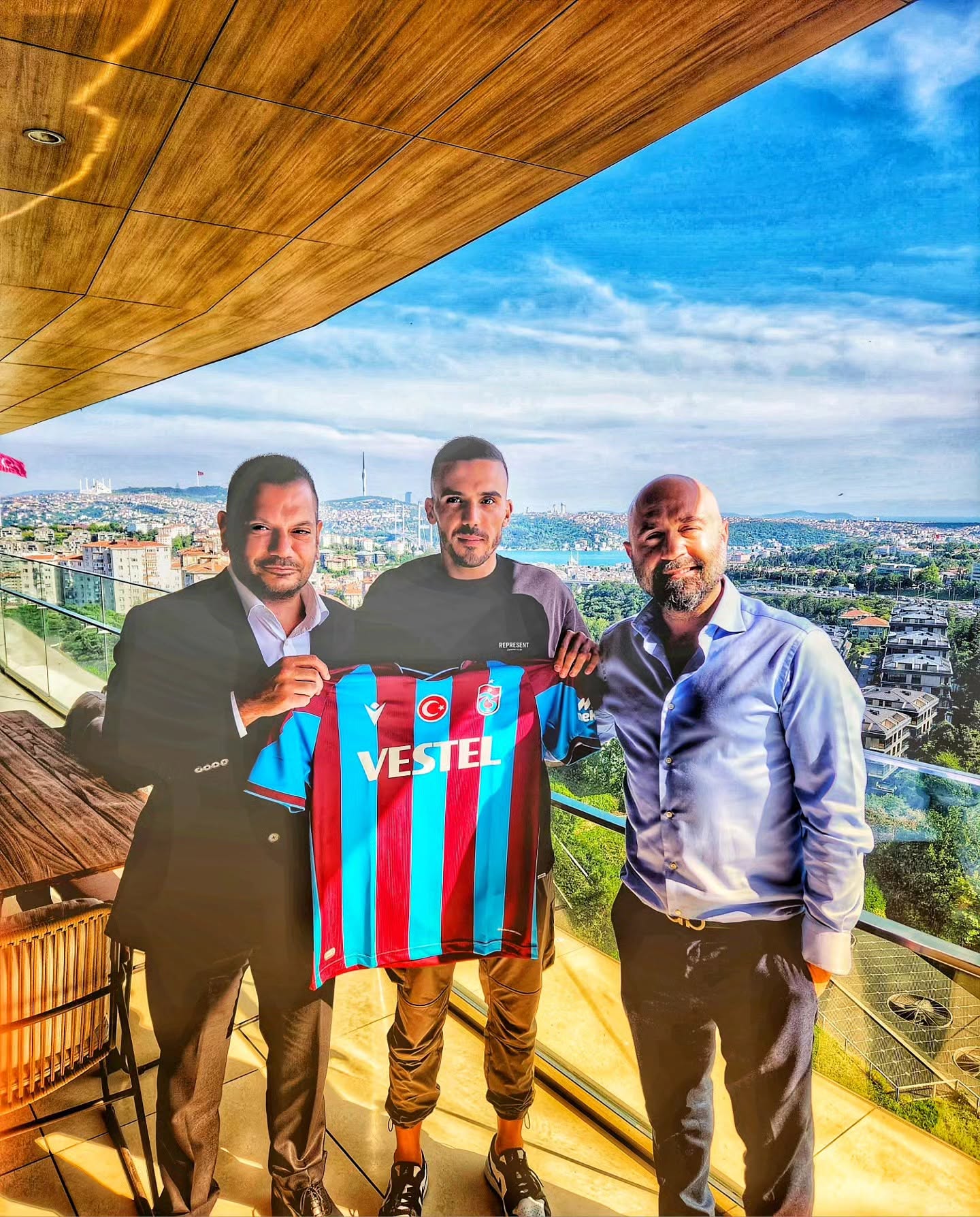 Paschalis Tountouris at a Trabzonspor player presentation