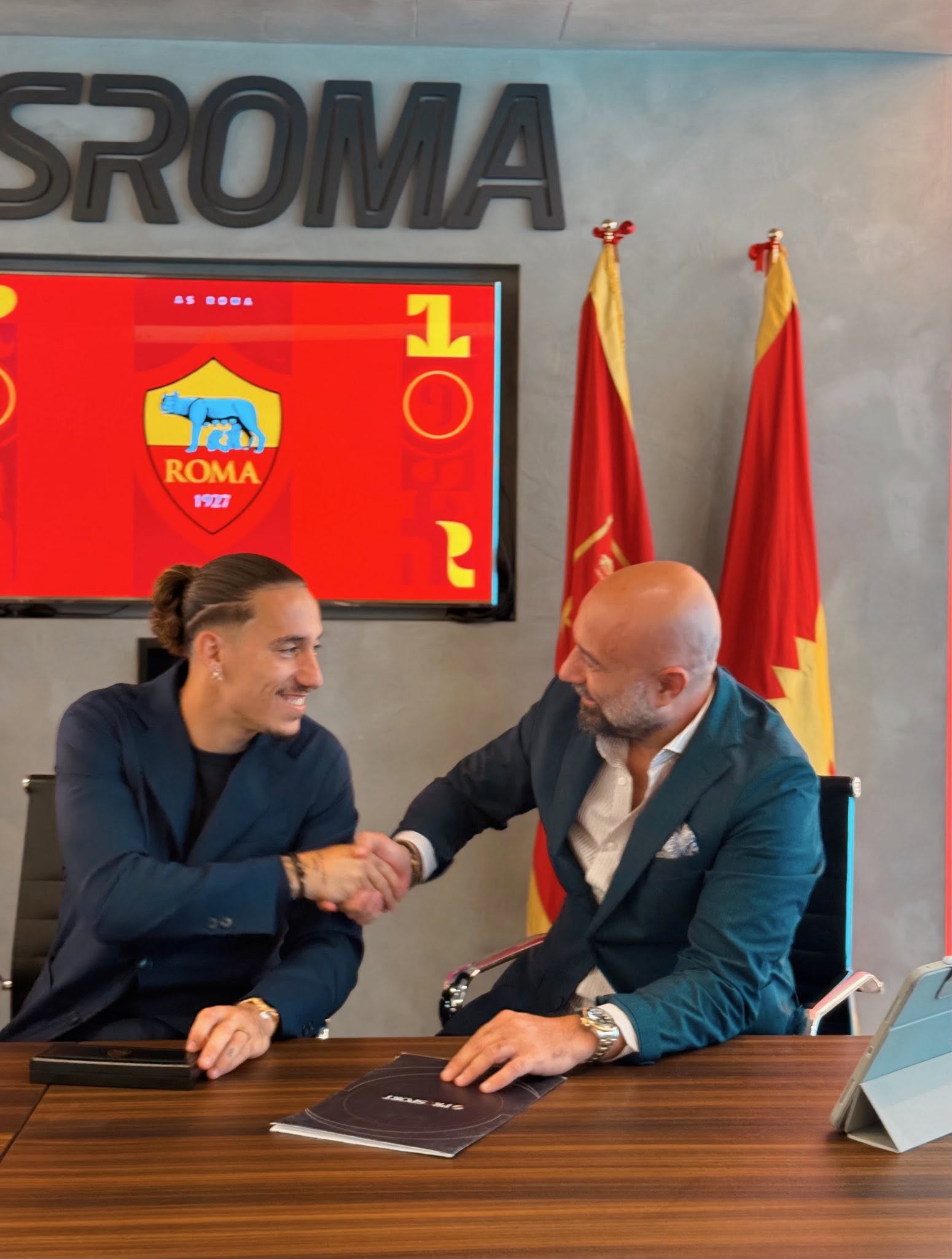 Paschalis Tountouris and Kostas Tsimikas at the AS Roma agreement