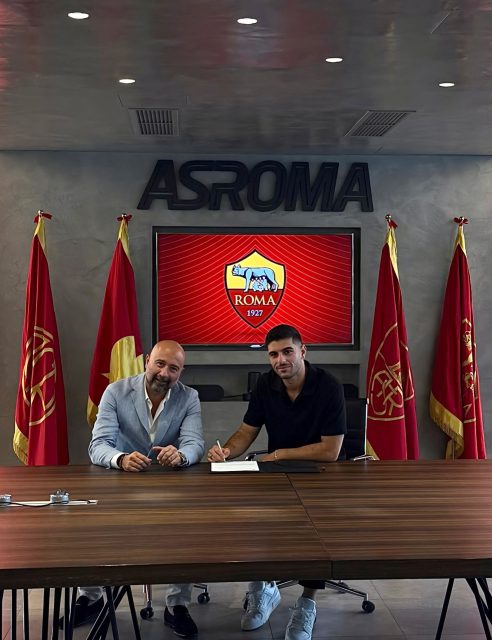 @konstantinos_koulierakis has completed his transfer from VfL Wolfsburg to AS Roma.

A Greek international centre-back developed at @paok_fc and established over two seasons in the Bundesliga, he now joins a club competing in Serie A and in the Champions League. At twenty-two, the move represents a clear step up in level, exposure and responsibility.

The process was handled professionally by both sides from the first contact to the signature, and I want to thank @vfl.wolfsburg and @officialasroma for the cooperation and the trust throughout.

Another Greek player at the highest level of European football, with @as1sports  alongside him for the next stage of his career.